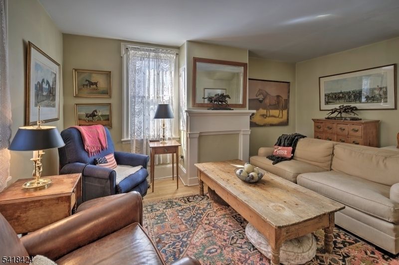 Property photo 3 of 7 <Alttext/>