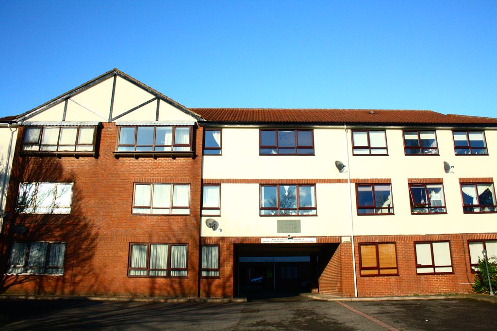 Property photo 1 of 5