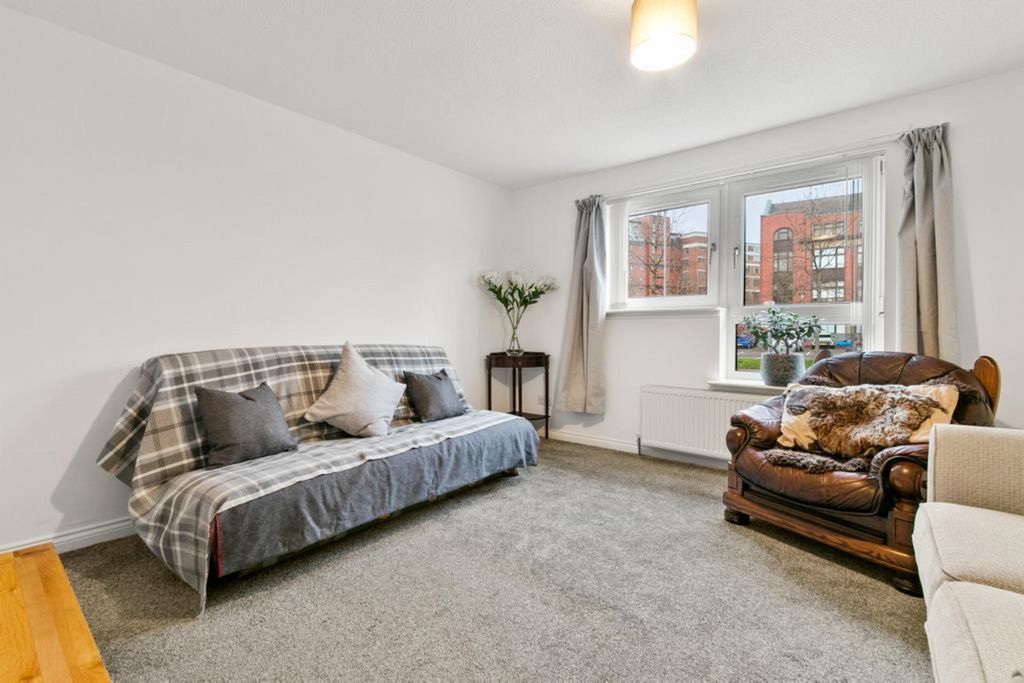 Property photo 2 of 26