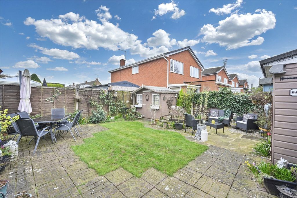 Property photo 2 of 31 Picture No. 11