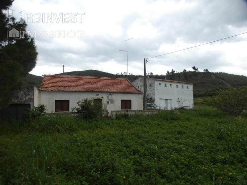 Property photo 1 of 78