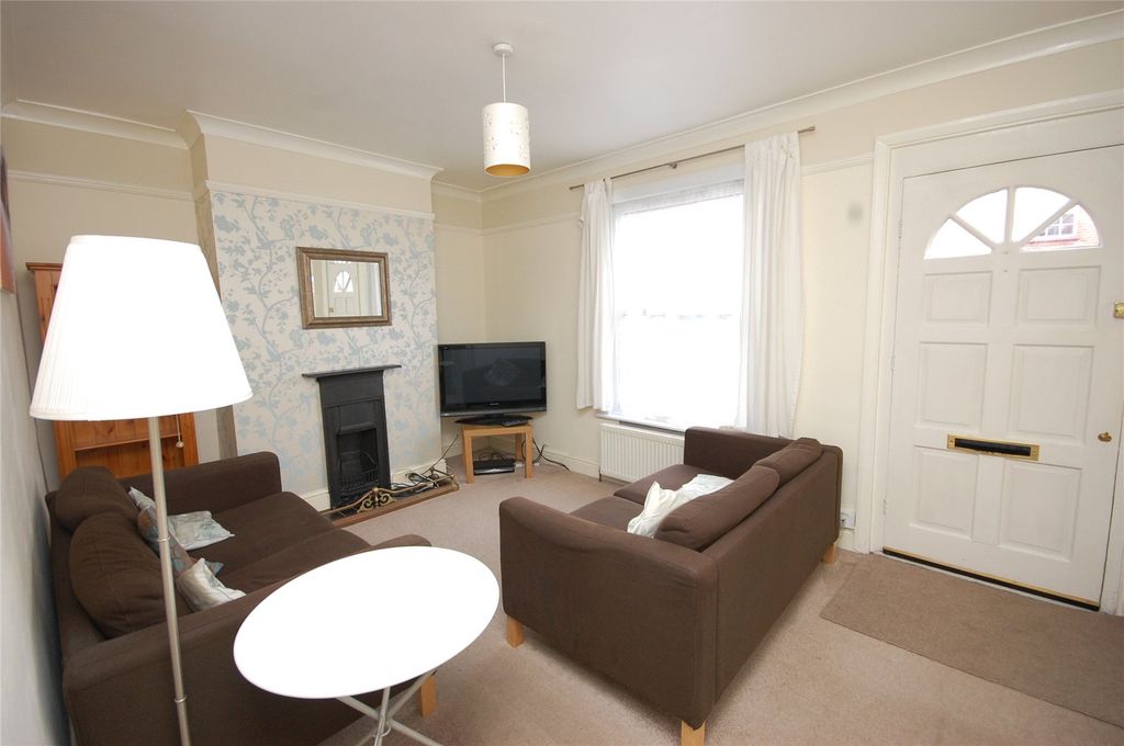 Property photo 2 of 8 Picture No. 24