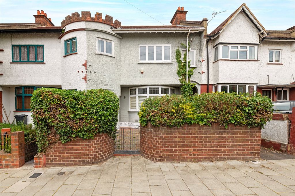 Property photo 3 of 17 External