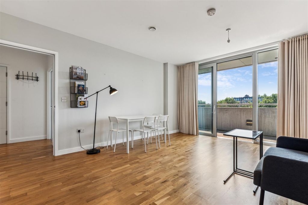 Property photo 1 of 14 Edmunds House, W4 - For Sale