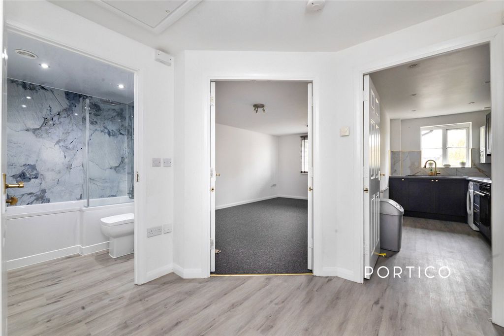 Property photo 3 of 10 Picture No. 09