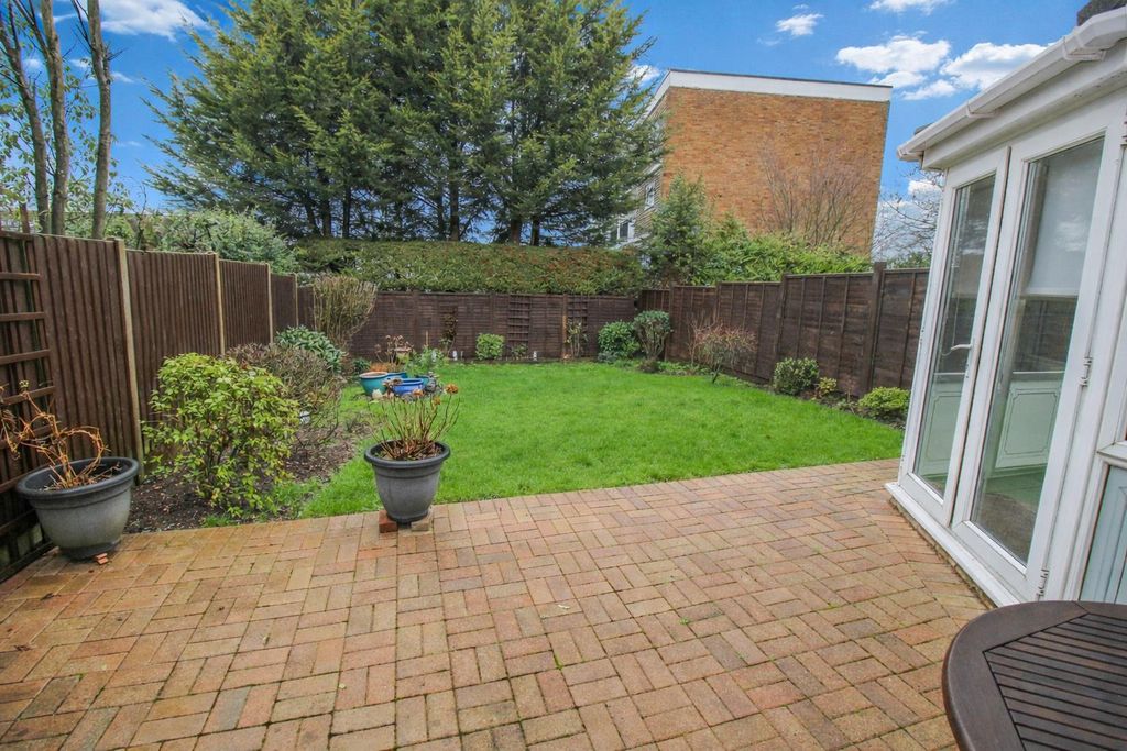 Property photo 3 of 12 Img_1001.Png