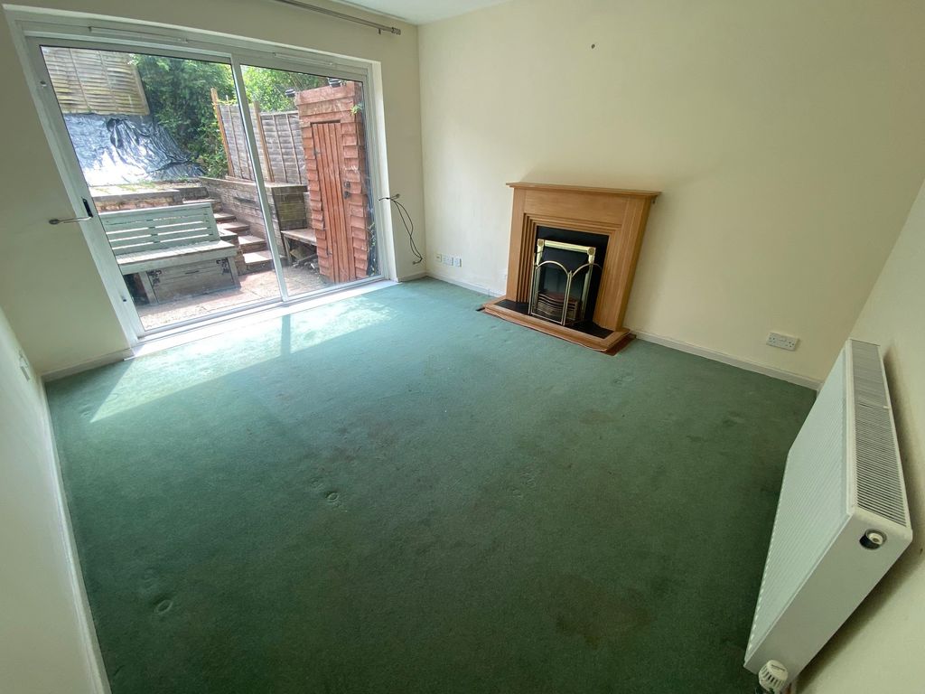Property photo 3 of 7