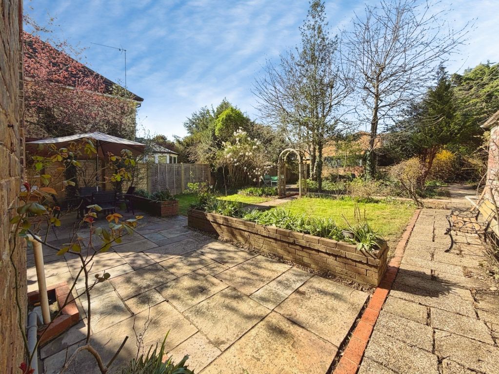 Property photo 2 of 20 5020324