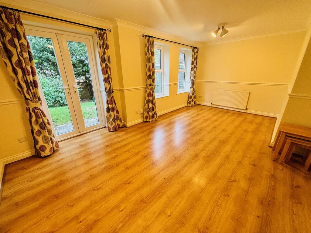 Property photo 3 of 9 Picture No. 17