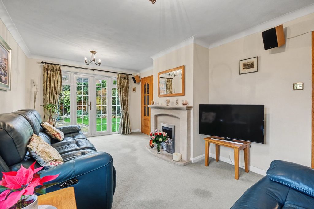 Property photo 2 of 18