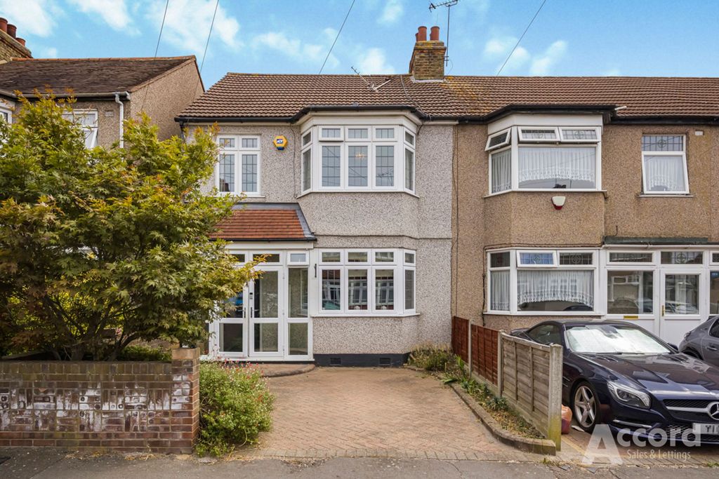Property photo 1 of 25