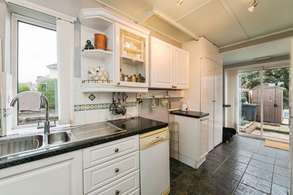 Property photo 3 of 24 Pbox-Img.Jpg