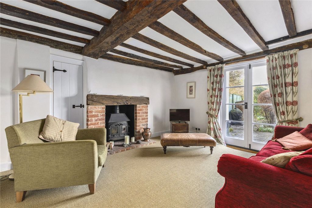 Property photo 3 of 10 Sitting Room