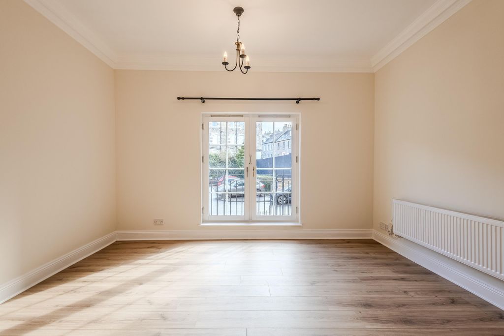 Property photo 3 of 26