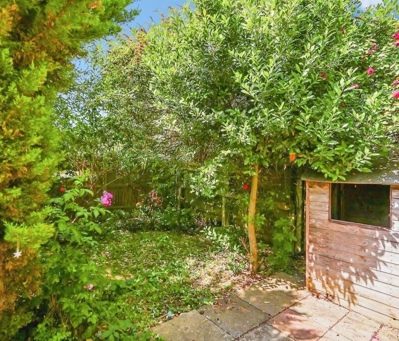 Property photo 2 of 12