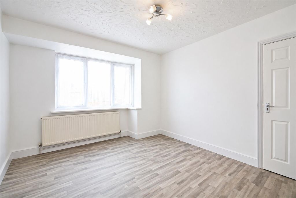 Property photo 3 of 9 Reception Room