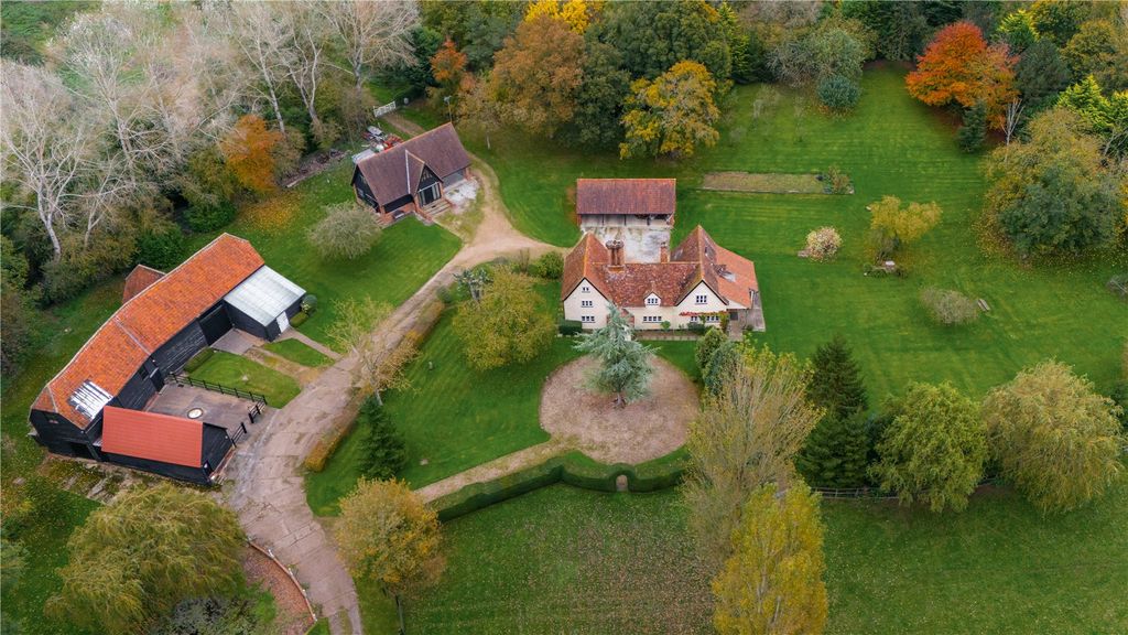Property photo 1 of 17 Aerial