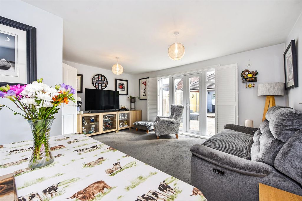 Property photo 2 of 21 Sketch_Ph9_5960892.Jpg