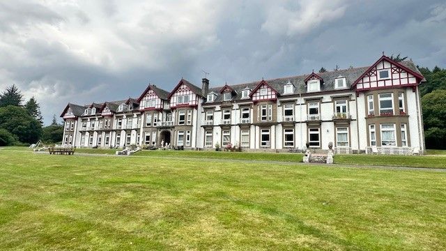 Property photo 1 of 11