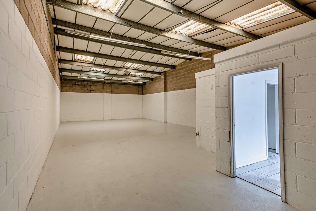 Property photo 2 of 9 Picture 2