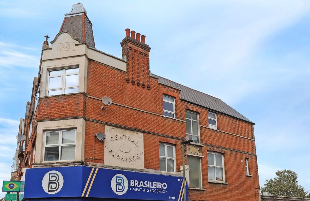 Property photo 2 of 15 Penge High 1.Jpg