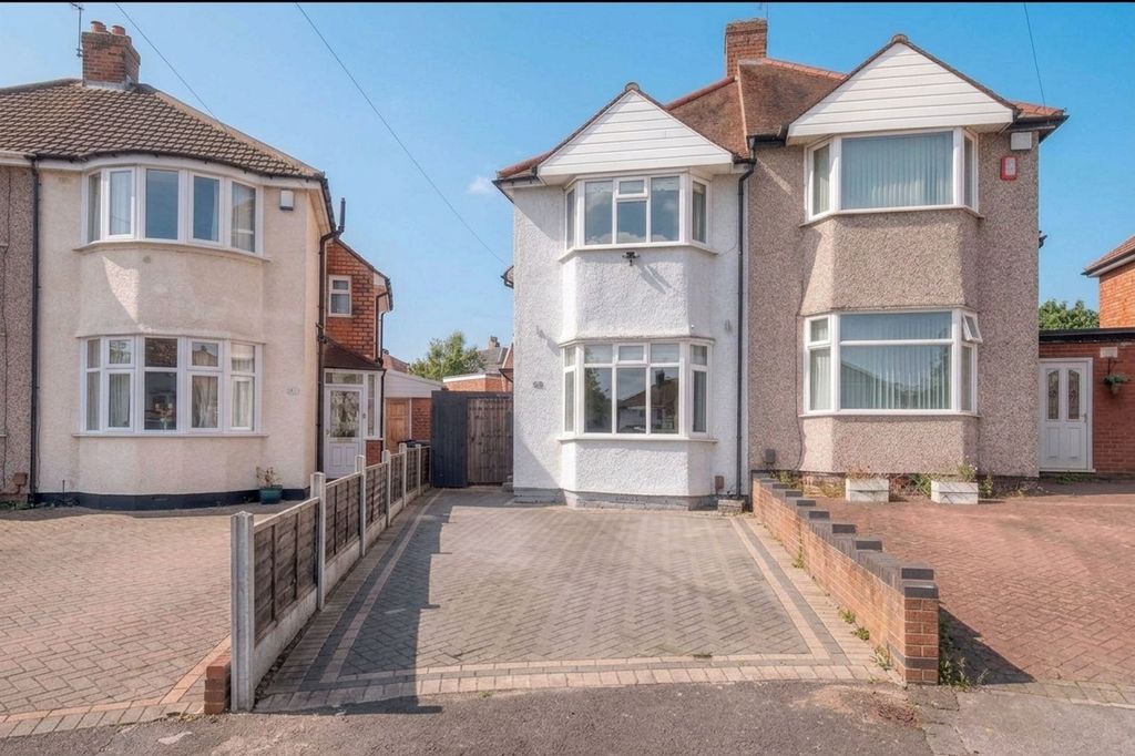 Property photo 3 of 15