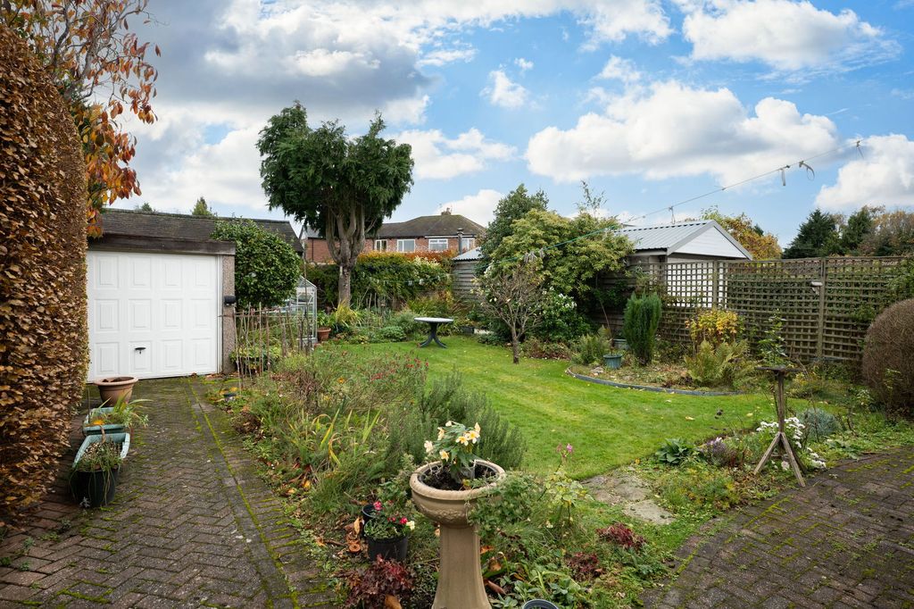 Property photo 2 of 20