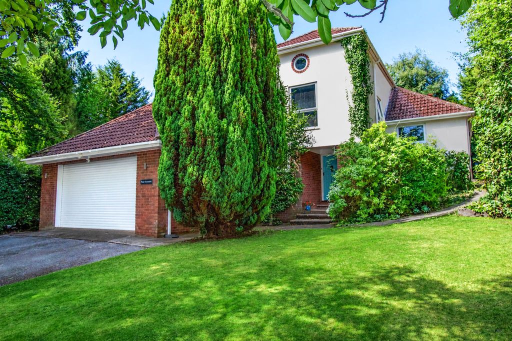 Property photo 1 of 22