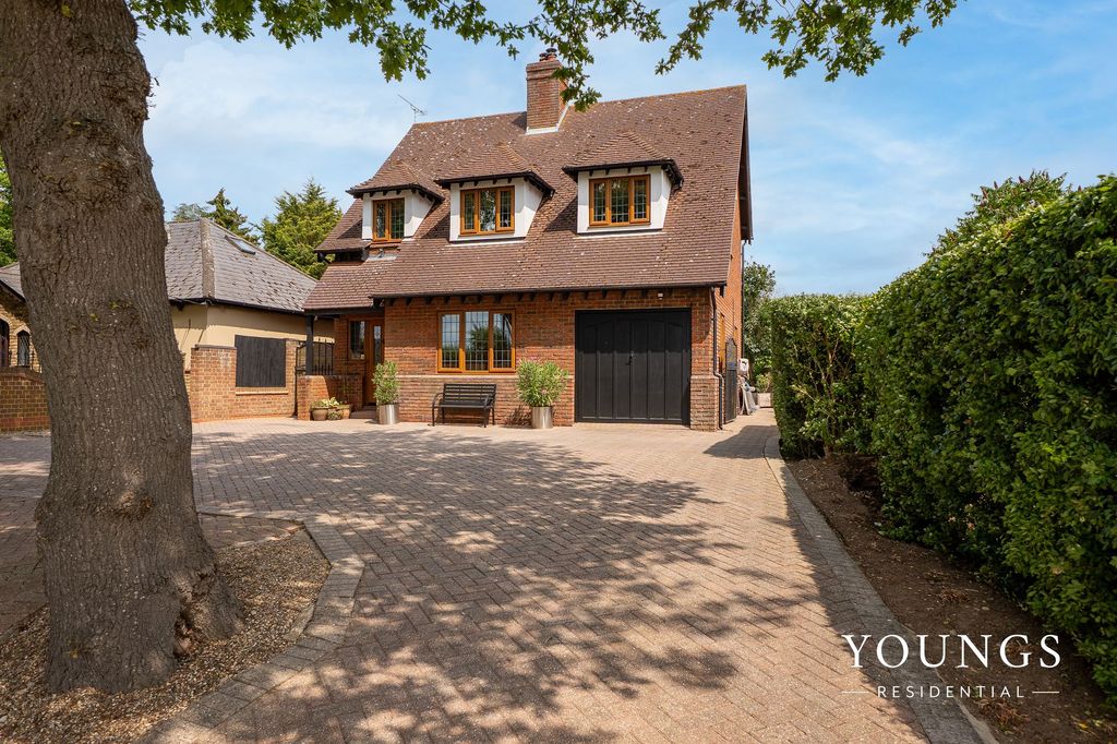 Property photo 1 of 46