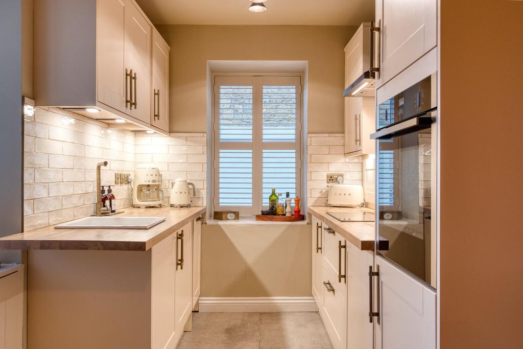 Property photo 2 of 23 Dsc_0289_Hdr.Jpg