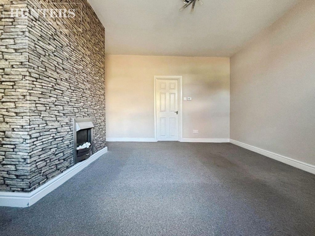 Property photo 3 of 14 Pbox-Img.Jpeg