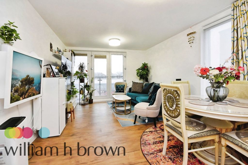 Property photo 1 of 19 Image