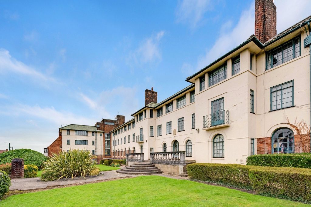 Property photo 1 of 8 Picture No. 01