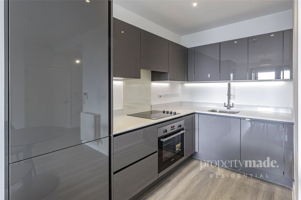Property photo 2 of 17 Picture No. 06