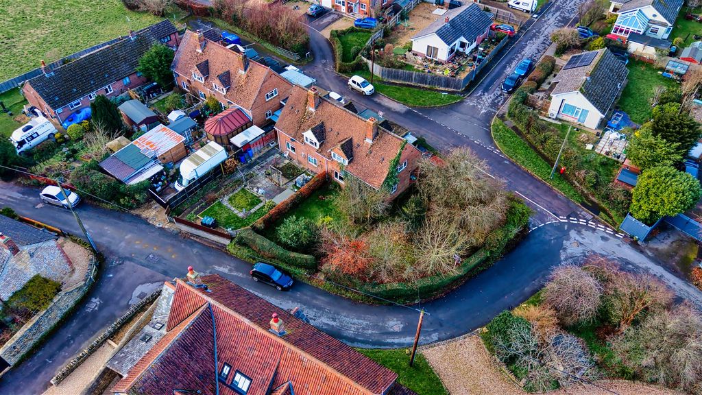 Property photo 2 of 10 Arial