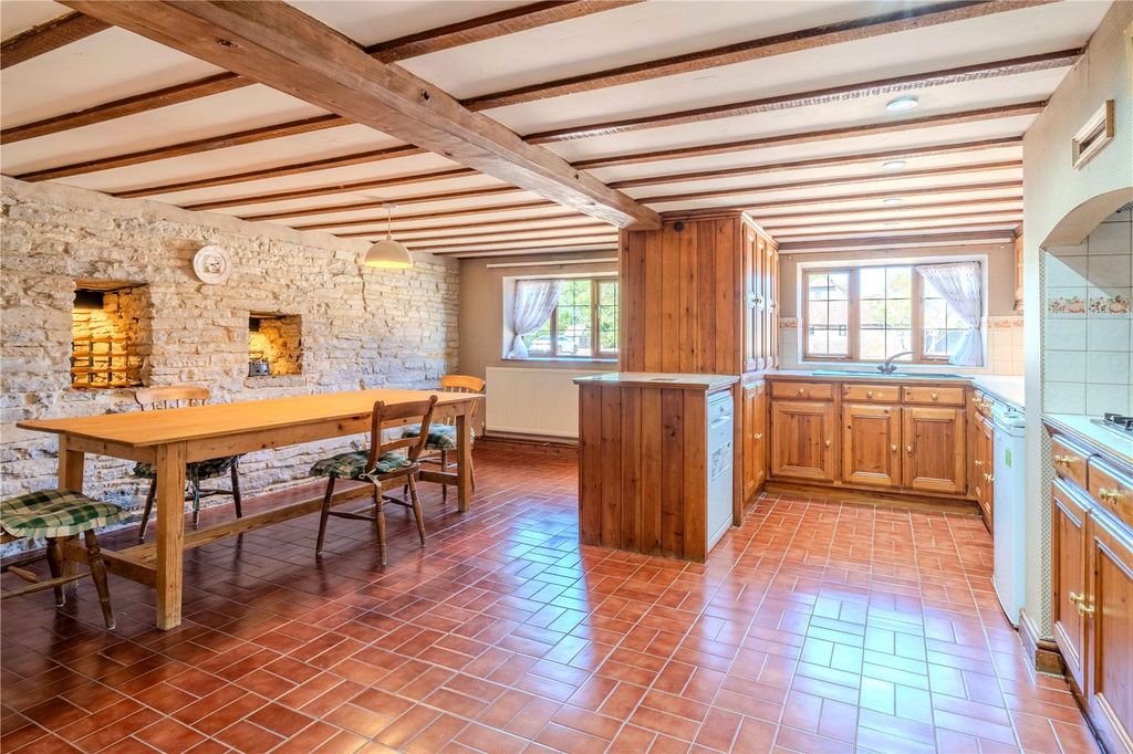 Property photo 3 of 19 Picture No. 07