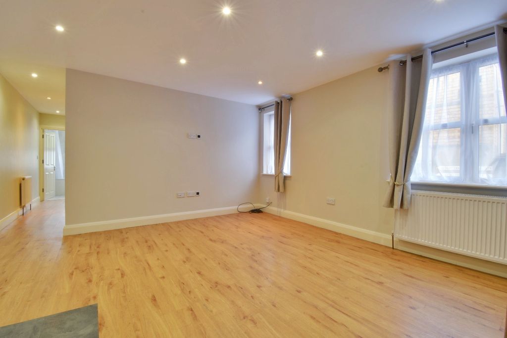 Property photo 3 of 11 Picture No. 03