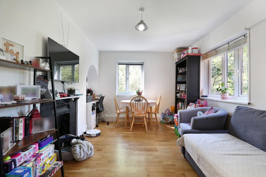 Property photo 2 of 12 Ach_9642.Jpg