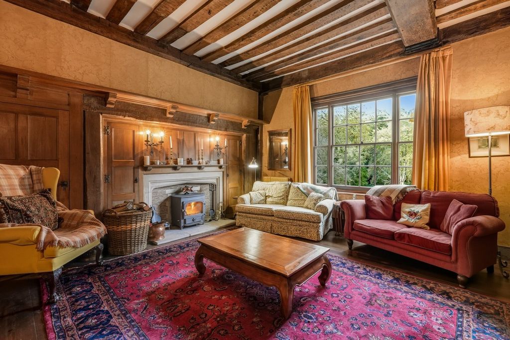 Property photo 3 of 36