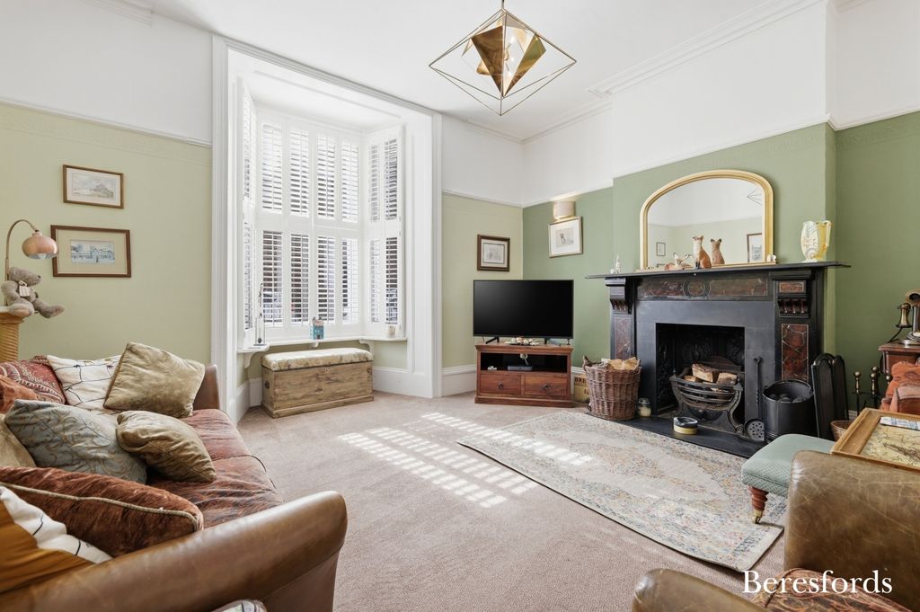 Property photo 2 of 30 Picture 2