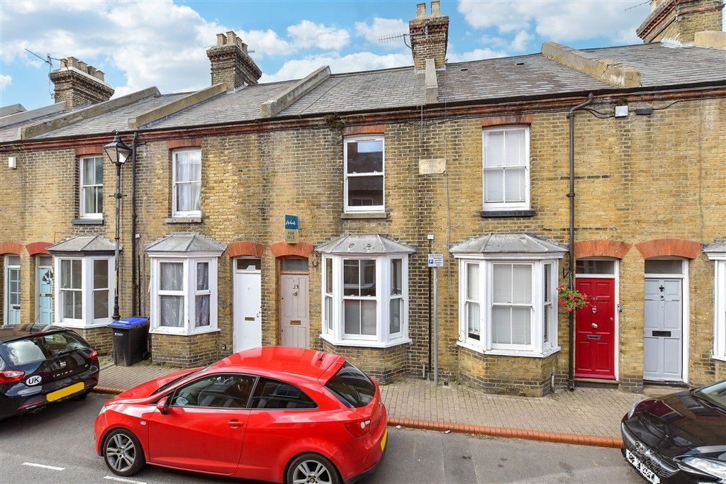 Property photo 1 of 8 Kitchen