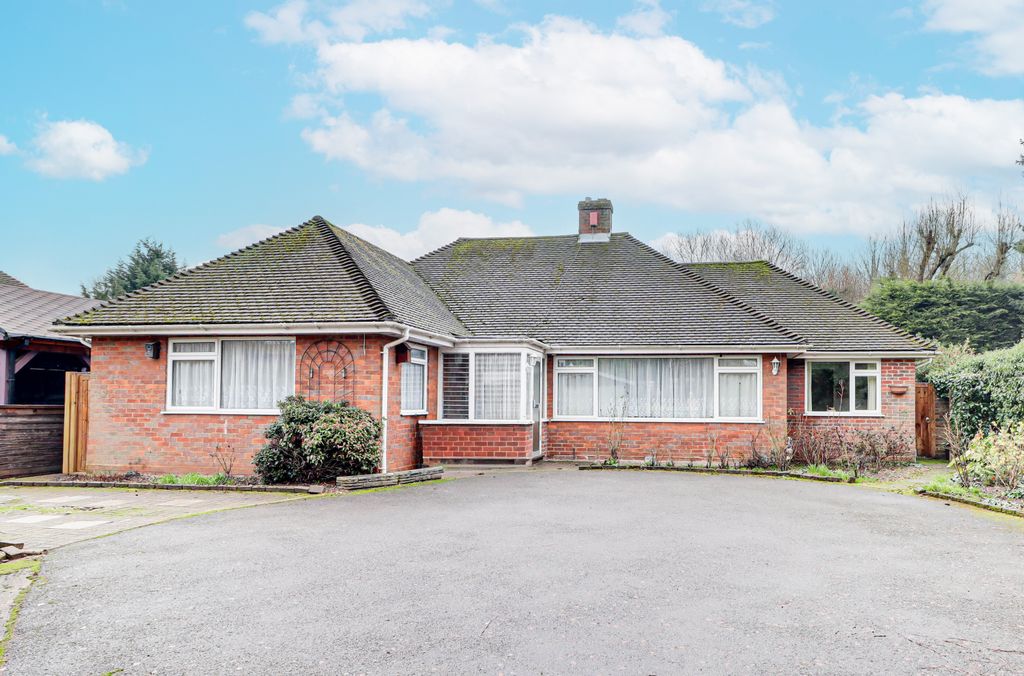 Property photo 1 of 29 Front