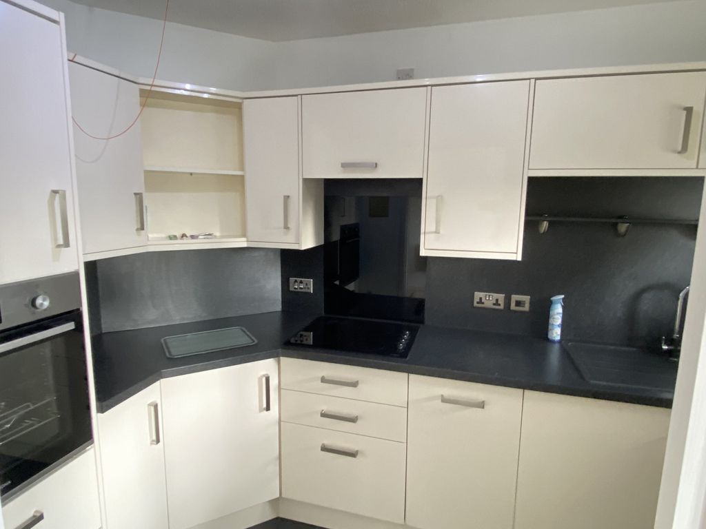 Property photo 3 of 10 Not Specified