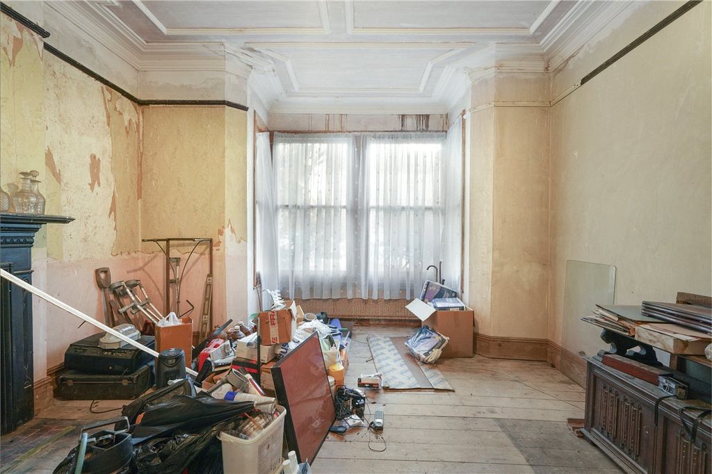 Property photo 2 of 15 Picture No. 13