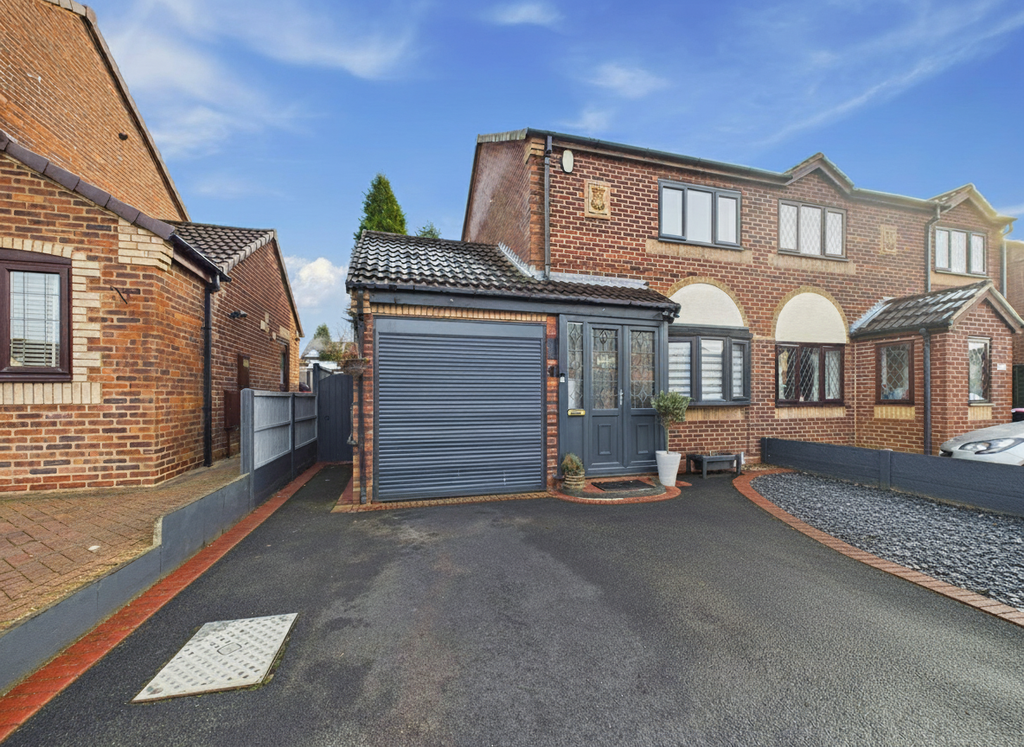 Property photo 1 of 43