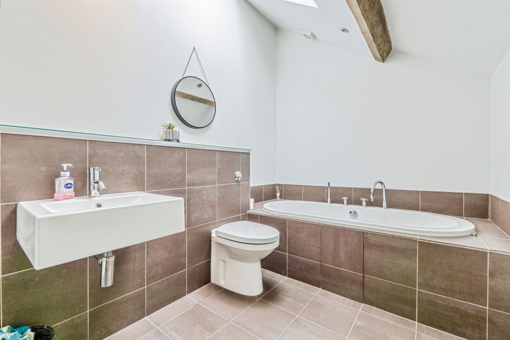 Additional image 14 of 2 bed flat for saleSevern Square, Cardiff CF11