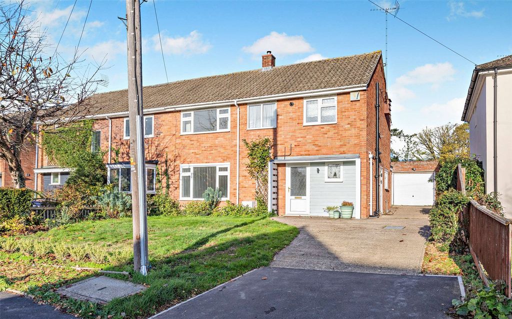 Property photo 1 of 19 Front