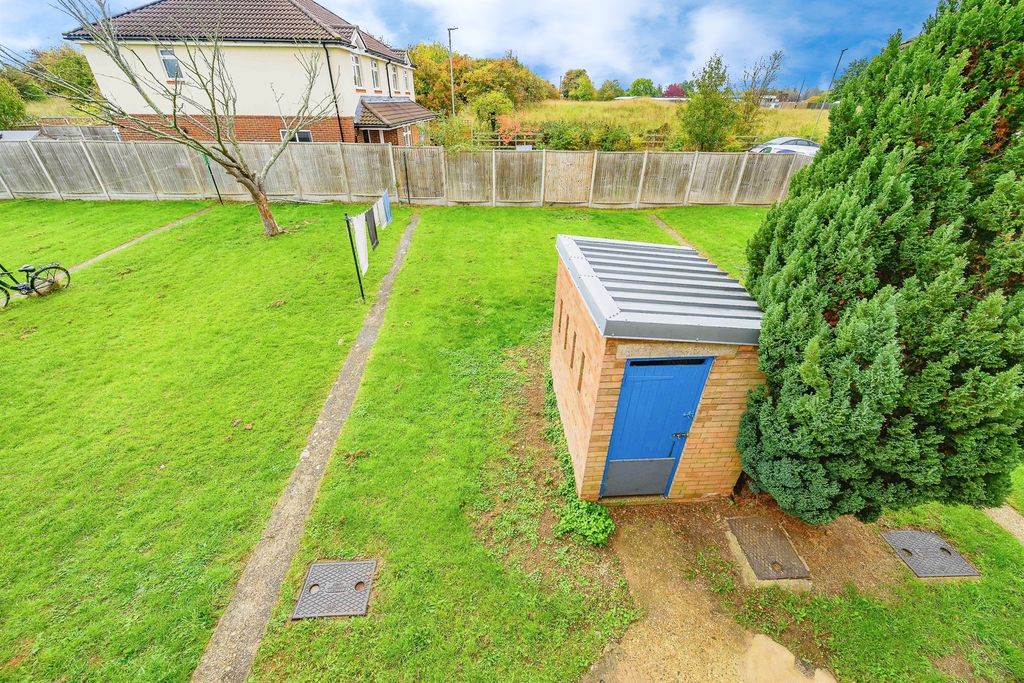 Property photo 3 of 15