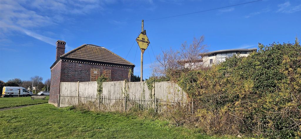 Property photo 3 of 13 20260114_122100.Jpg