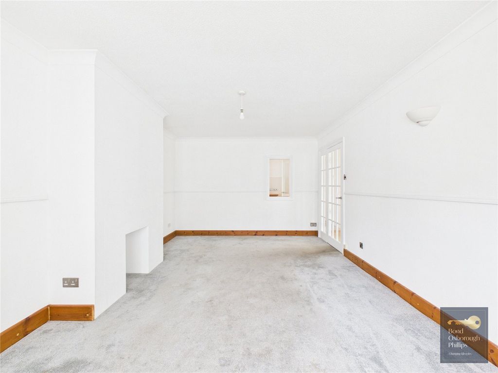 Property photo 2 of 13 Picture No. 08